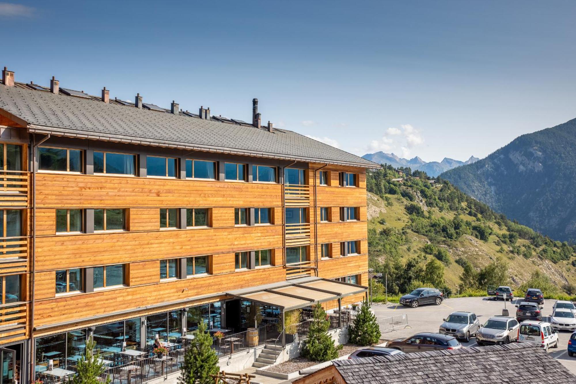 Swisspeak Resorts Vercorin Exterior photo